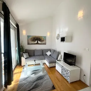 My Place Apartment